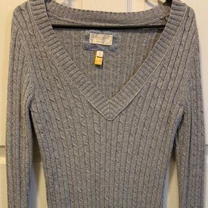 American Eagle Outfitters Gray Sweater Size Medium